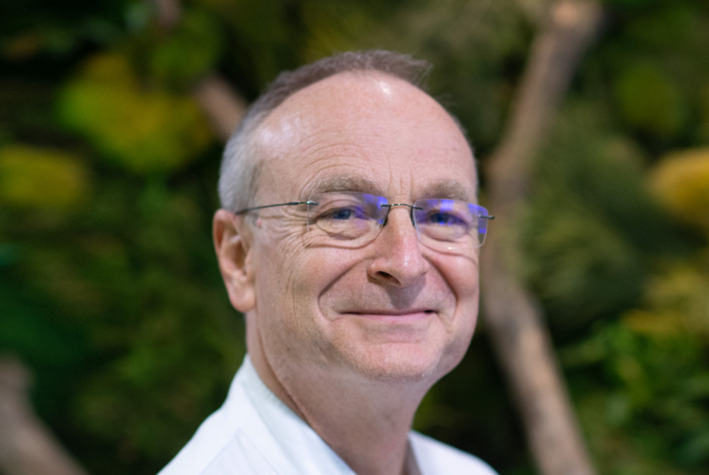 Dr Guy BERNARD