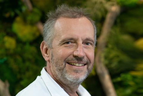 Dr. Nicolas CLAUDEL