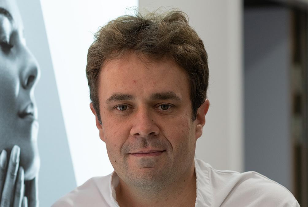 Dr Jonathan CALOONE
